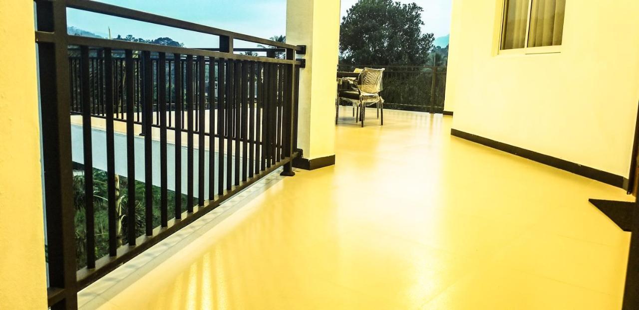 Akoya Pearl Hotel Ratnapura Esterno foto