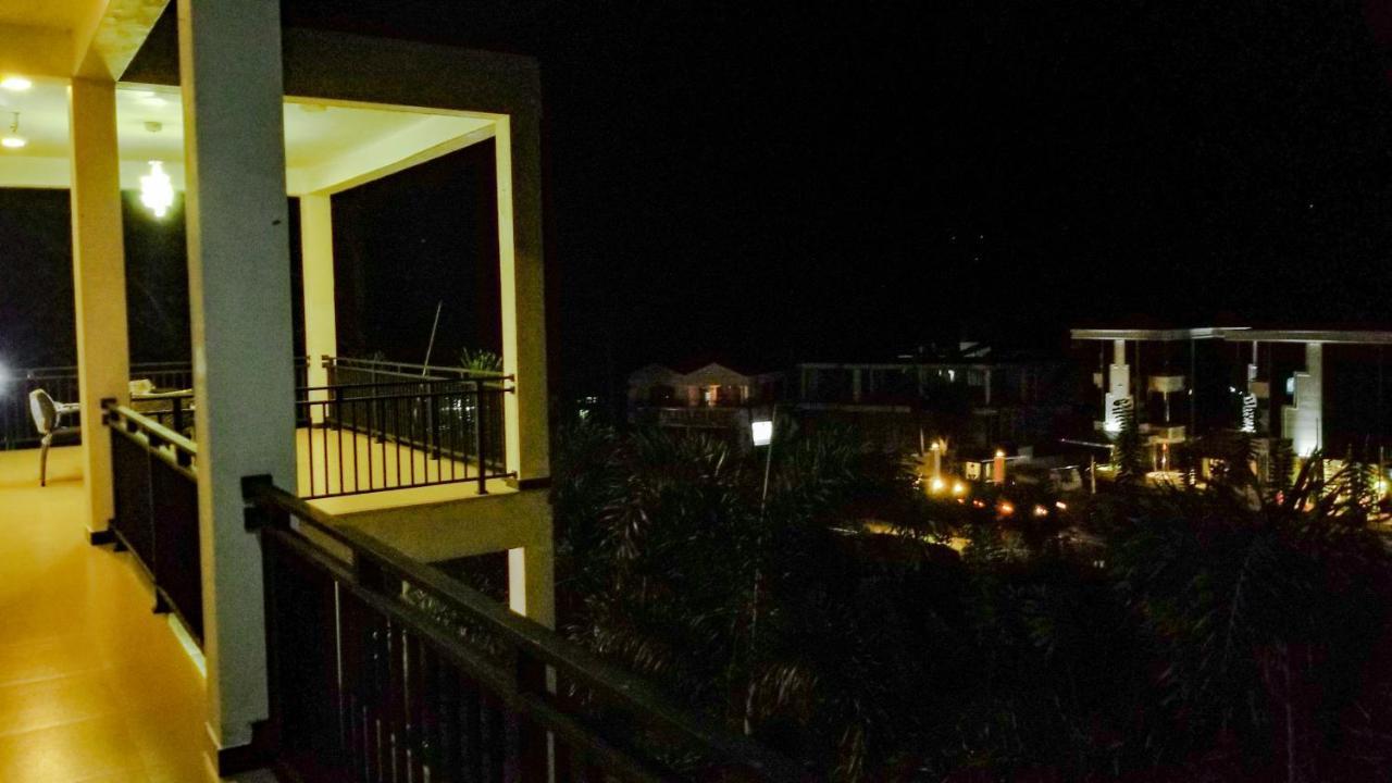 Akoya Pearl Hotel Ratnapura Esterno foto
